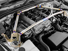 ストラットタワーバー ボディ補強のスタンダードアイテム：オクヤマ