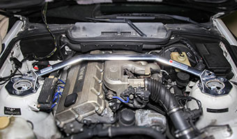 BMW E36i318jp Xgbg^[o[ /A~ /tg