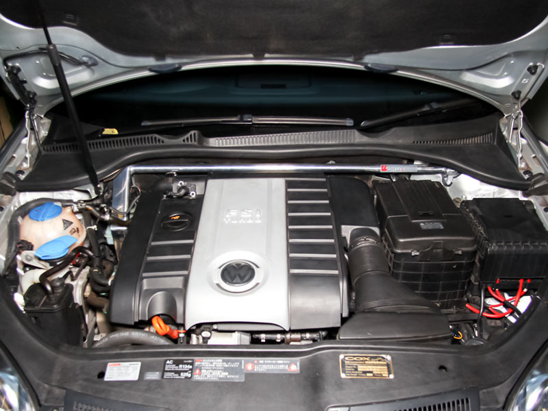 フォルクスワーゲン ゴルフV GTI/GTX/ヴァリアント(1KAXX)ストラット
